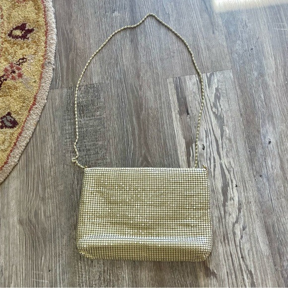 Vintage Chain-Mail Mesh Handbag + Gold Brooch Detail