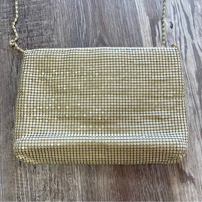 Vintage Chain-Mail Mesh Handbag + Gold Brooch Detail