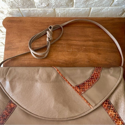 Vintage 1980s Italian Leather Crossbody Bag