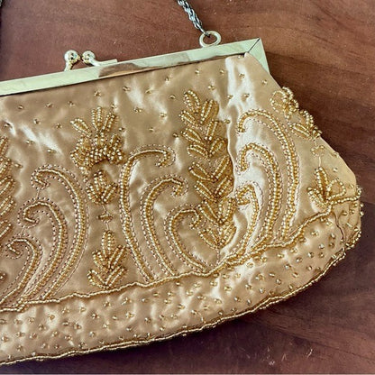 Vintage La Regale Hand Beaded Evening Bag