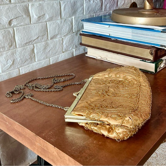 Vintage La Regale Hand Beaded Evening Bag