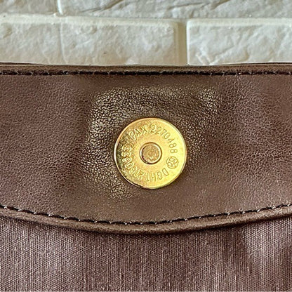 Vintage 90s Y2K apostrophe Pleated Leather Bag