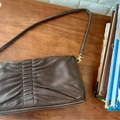 Vintage 90s Y2K apostrophe Pleated Leather Bag
