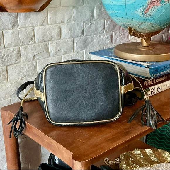 Vintage 1980s 90s Leather Drawstring Bucket Bag