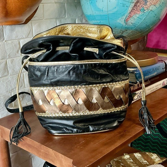 Vintage 1980s 90s Leather Drawstring Bucket Bag