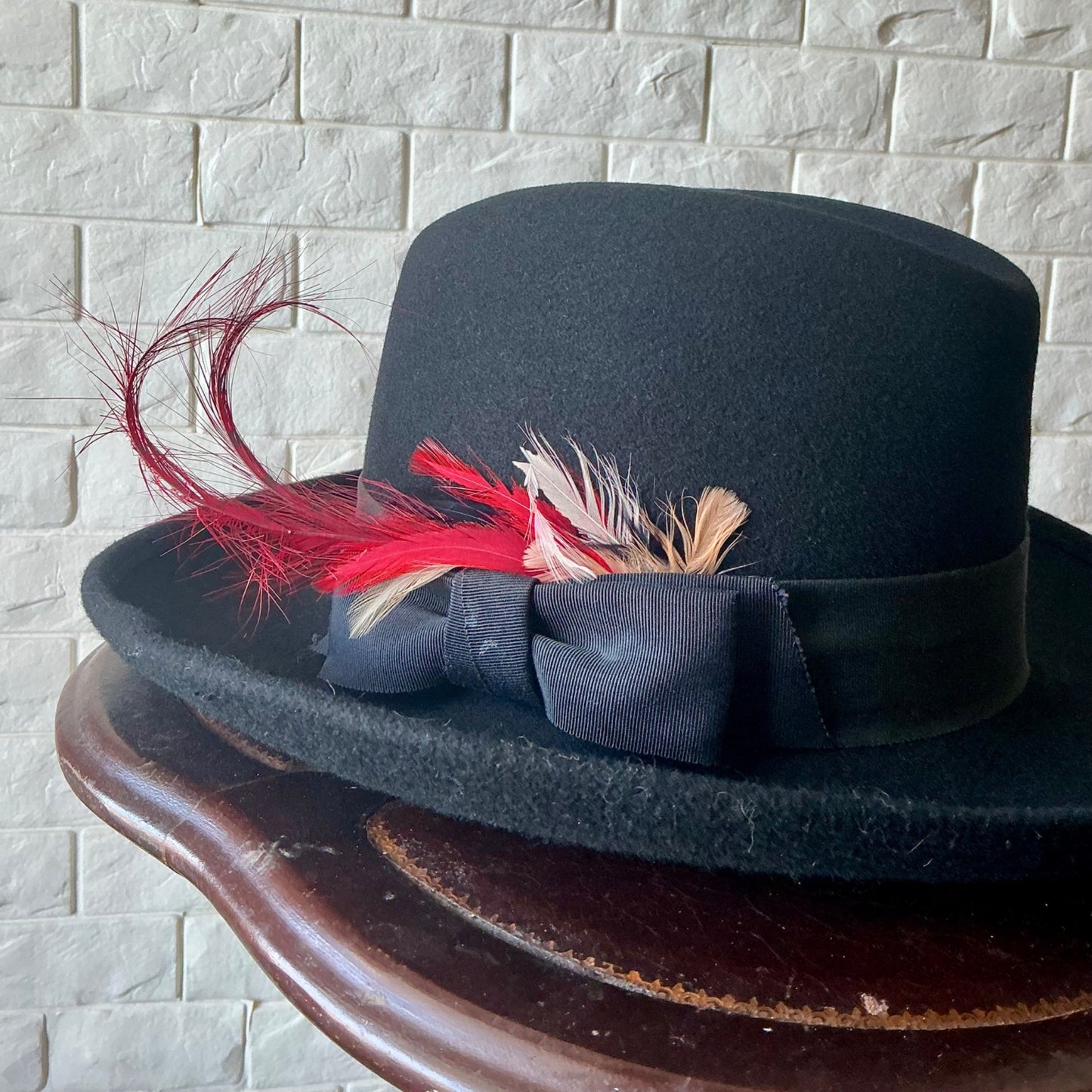 Vintage Georgi Newman Marcus Felt Feathered Hat